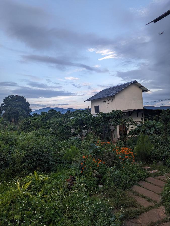 Appartamento Ivy Coffee Farm - Garden House Duc Trong Esterno foto