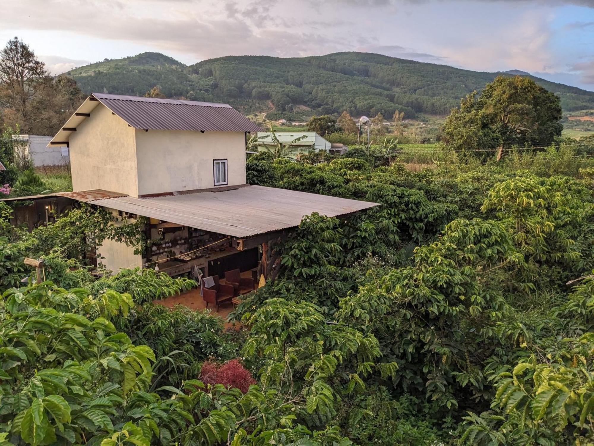 Appartamento Ivy Coffee Farm - Garden House Duc Trong Esterno foto